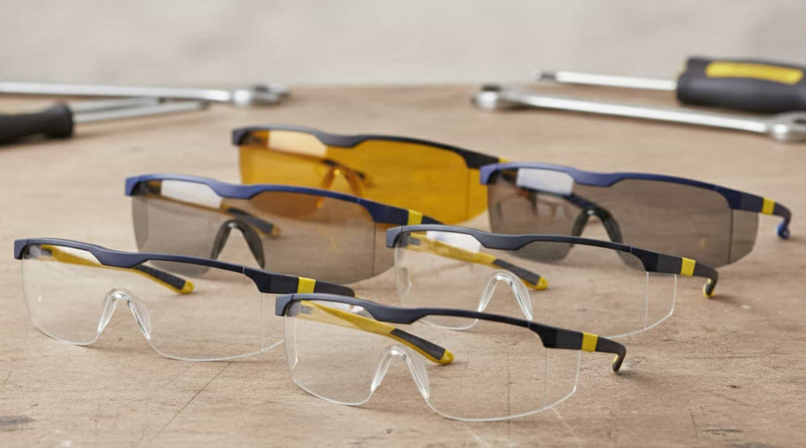 Safety Glasses vs Goggles: Ratings, Prescription Options, and How to Choose