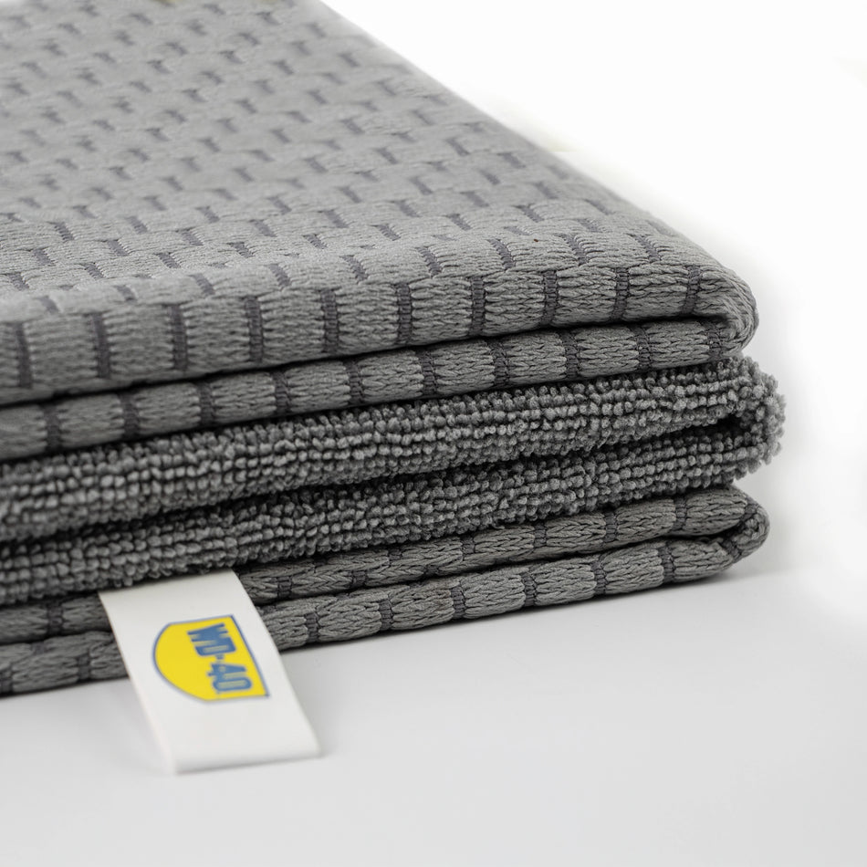 1 pack | close-up of folded towel texture detail | 2-in-1 Multipurpose Microfiber Towel | L40180