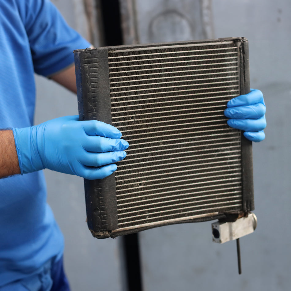 Nitrile Gloves | 6 Mil Heavy Duty Touch Screen | GG601