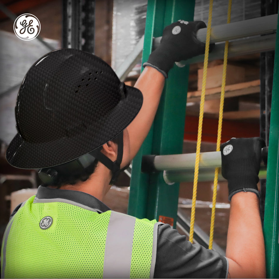 carbon black | model wearing hard hat in construction environment | Vented Full Brim Hard Hat — GE PPE GH328, ANSI Z89.1-2014 Type 1 Class C | GH328CB