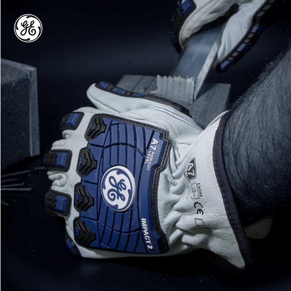 m, 1 Pack | bottom sole and palm close-up view | A7 Cut & Impact Resistant Driver Gloves — GE PPE GG421, Leather | GG421MC